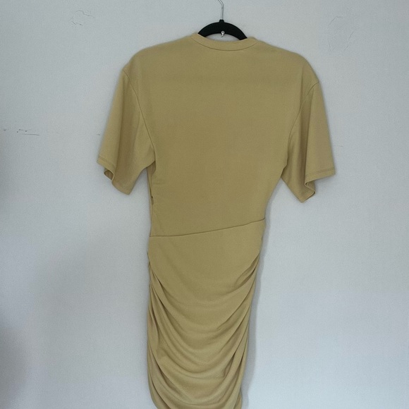 Zara Short Sleeve Yellow Draped Mini Dress Ruched Side Zip Womens Size XS - Picture 4 of 10